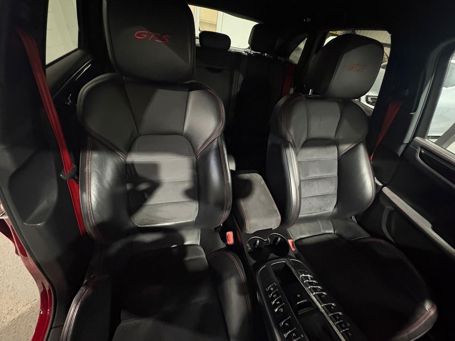 Used Porsche Macan 2016 for sale - 76488616: Photo 12