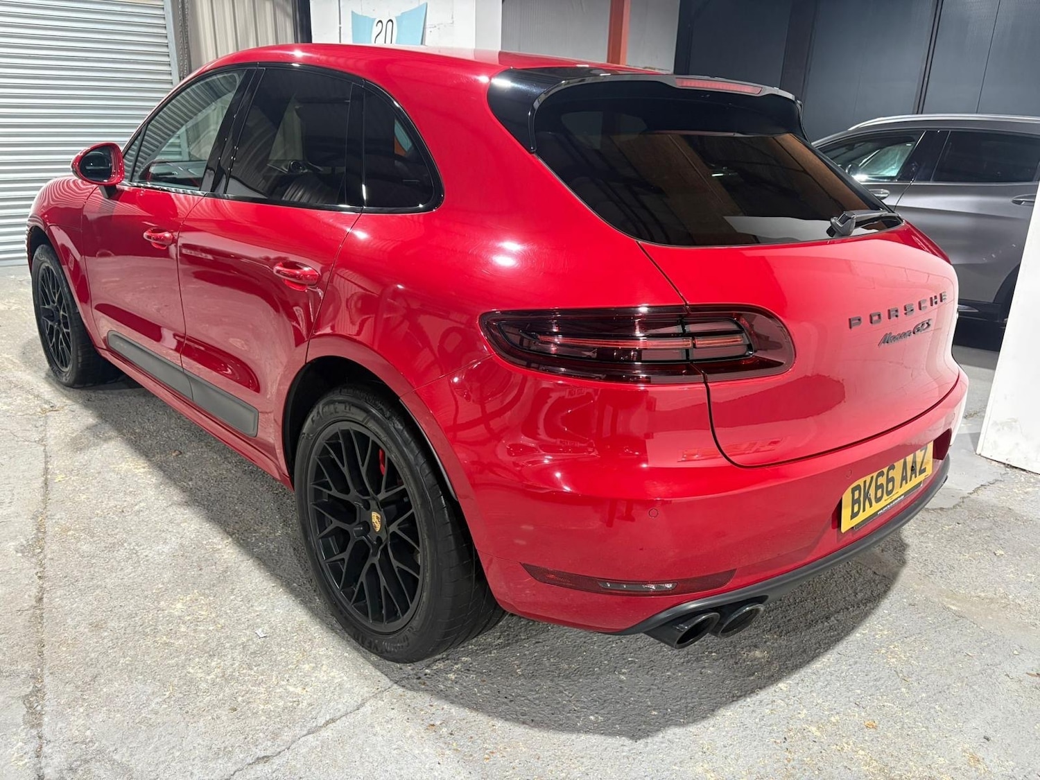 Used Porsche Macan 2016 for sale - 76488616: Photo 6