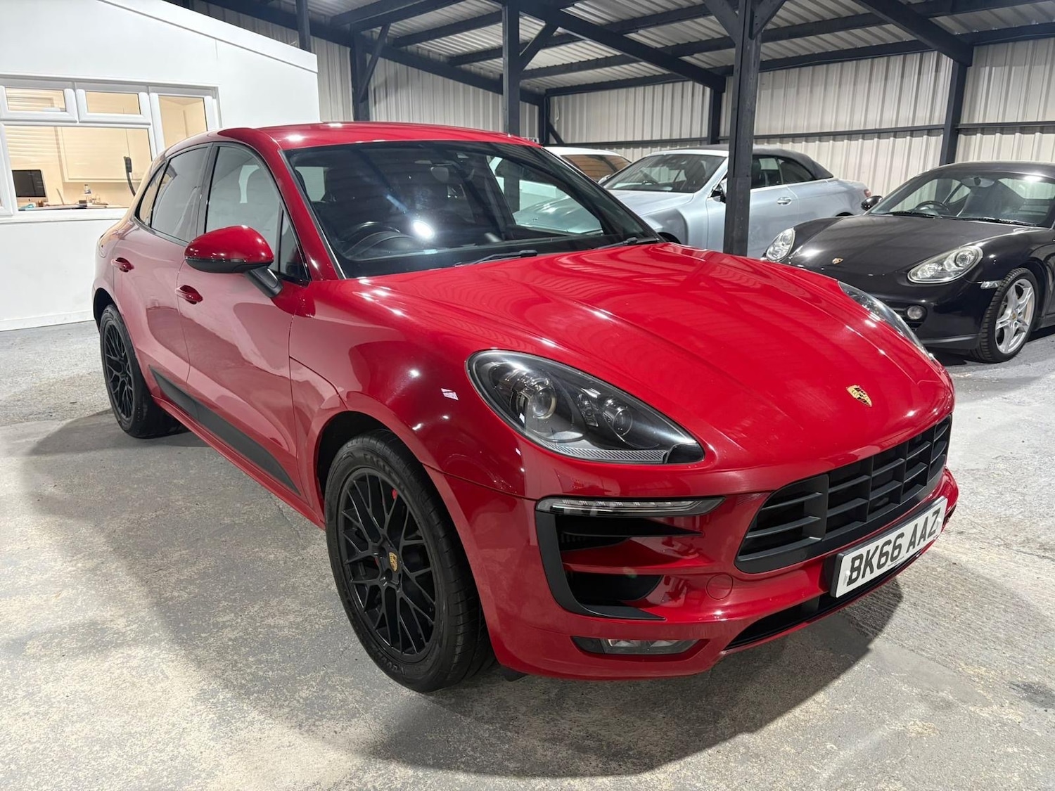 Used Porsche Macan 2016 for sale - 76488616: Photo 8
