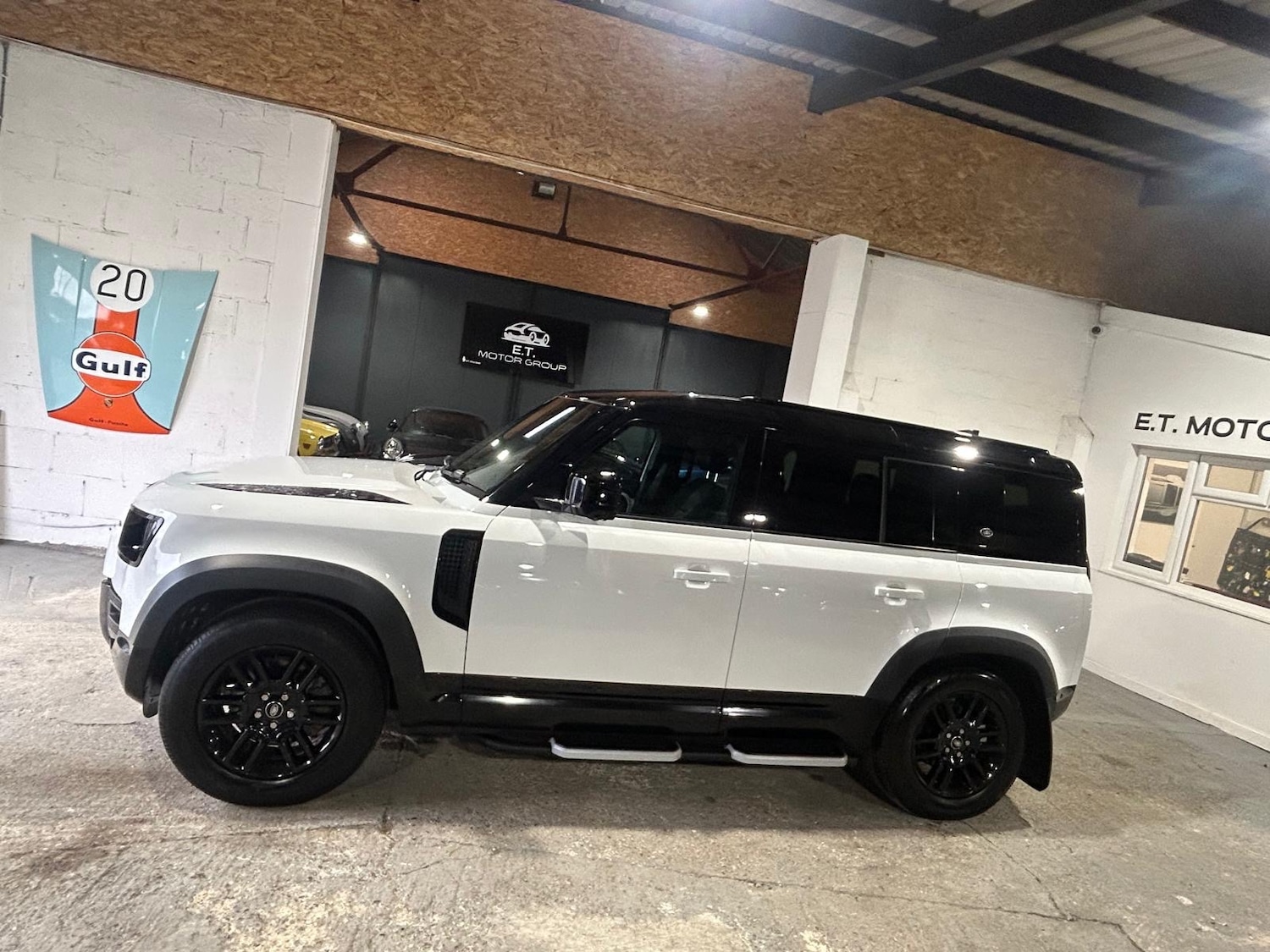 Used Land Rover Defender 2022 for sale - 77398450: Photo 13