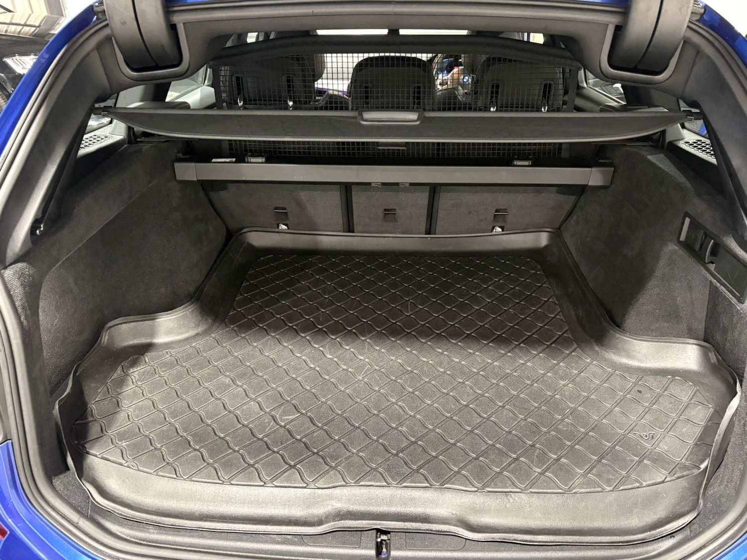 Used BMW 3 Series 2021 for sale - 77375842: Photo 11