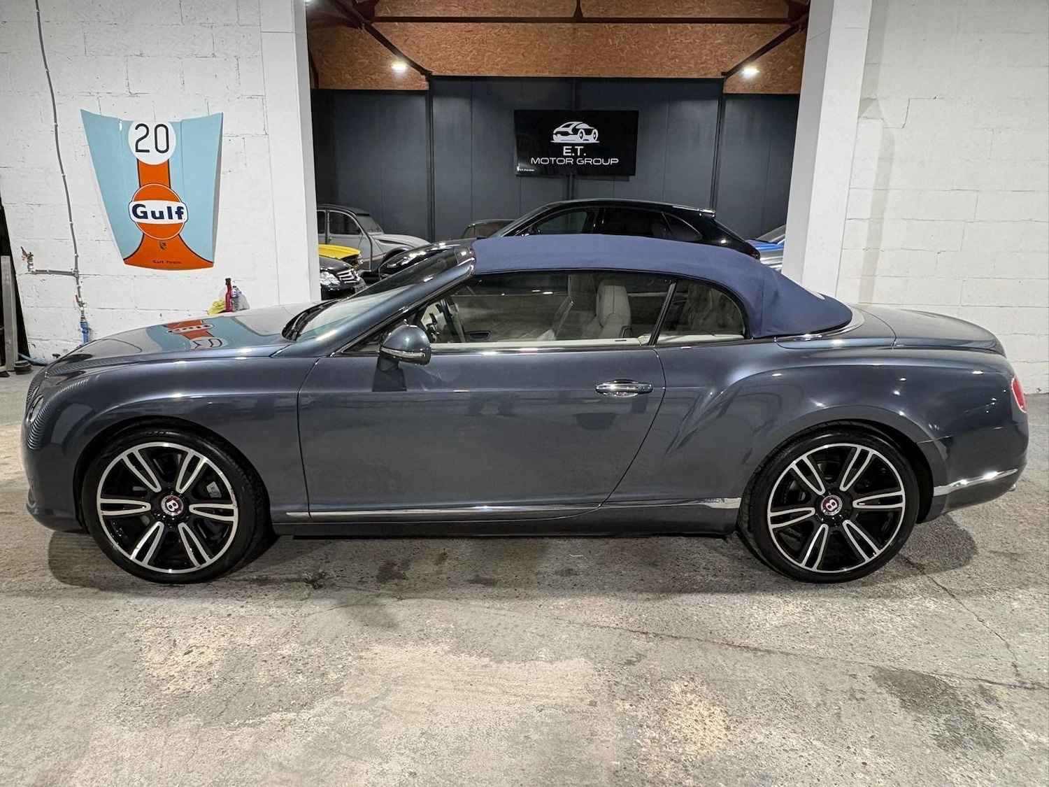 Used Bentley Continental 2013 for sale - 77864936: Photo 2