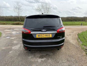 Used Ford S-Max 2013 for sale - 77917232: Photo