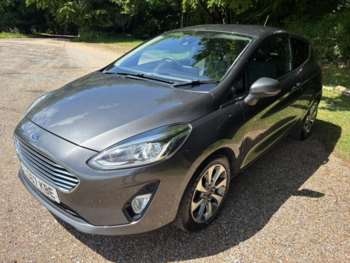 2017 (67) - 1.1 Zetec 3dr