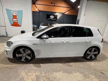 Used Volkswagen Golf 2016 for sale - 79228982: Photo