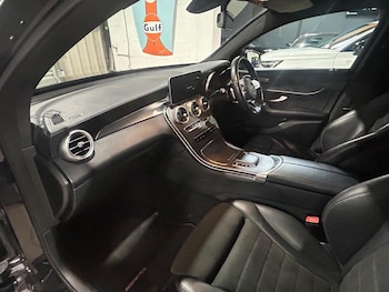 Used Mercedes-Benz GLC 2019 for sale - 78242232: Photo