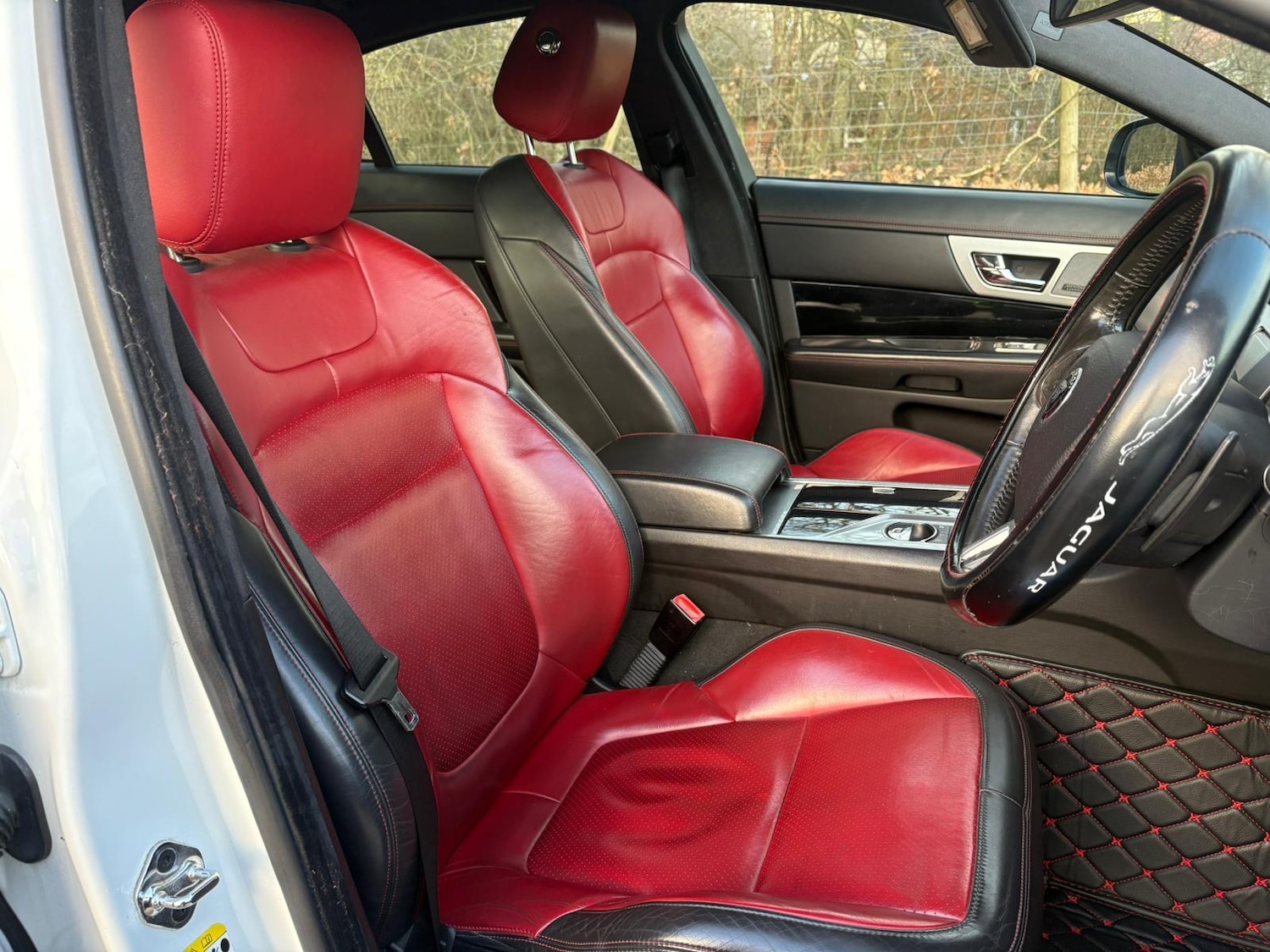 Used Jaguar XF 2014 for sale - 77028318: Photo 9