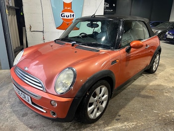 Used MINI Convertible 2006 for sale - 77180774: Photo