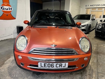 Used MINI Convertible 2006 for sale - 77180774: Photo