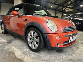 Used MINI Convertible 2006 for sale - 77180774: Photo