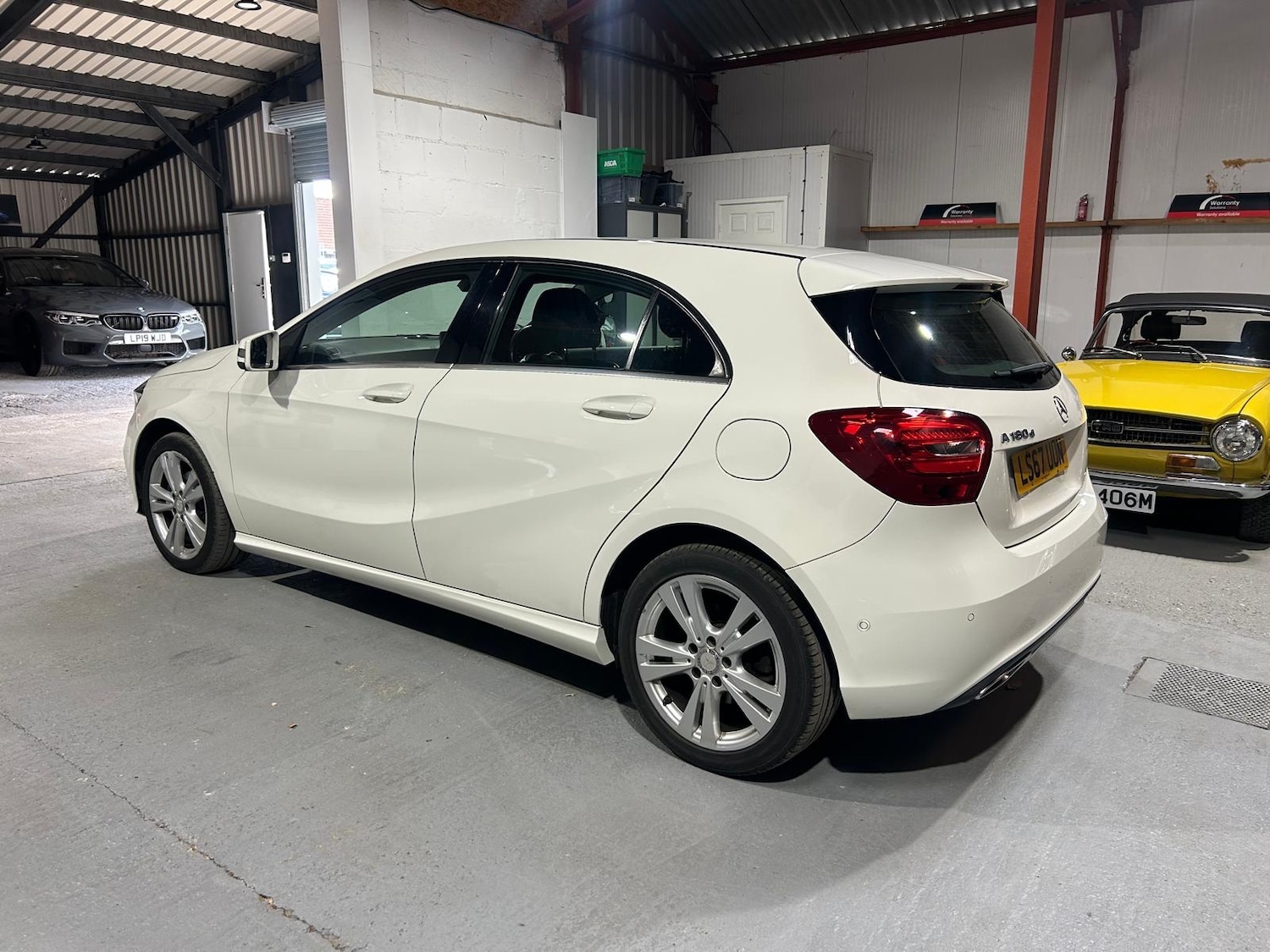 Used Mercedes-Benz A-Class 2017 for sale - 76384720: Photo 9