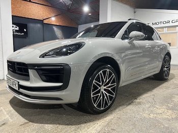 Used Porsche Macan 2023 for sale - 78242647: Photo