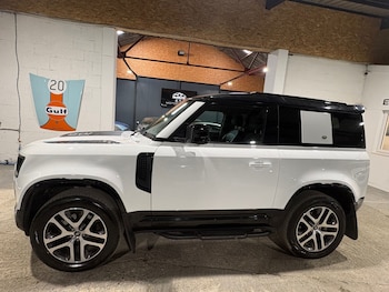 Used Land Rover Defender 2023 for sale - 79160718: Photo