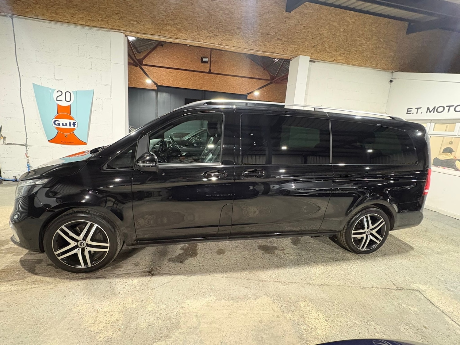 Used Mercedes-Benz V-Class 2022 for sale - 77813213: Photo 11