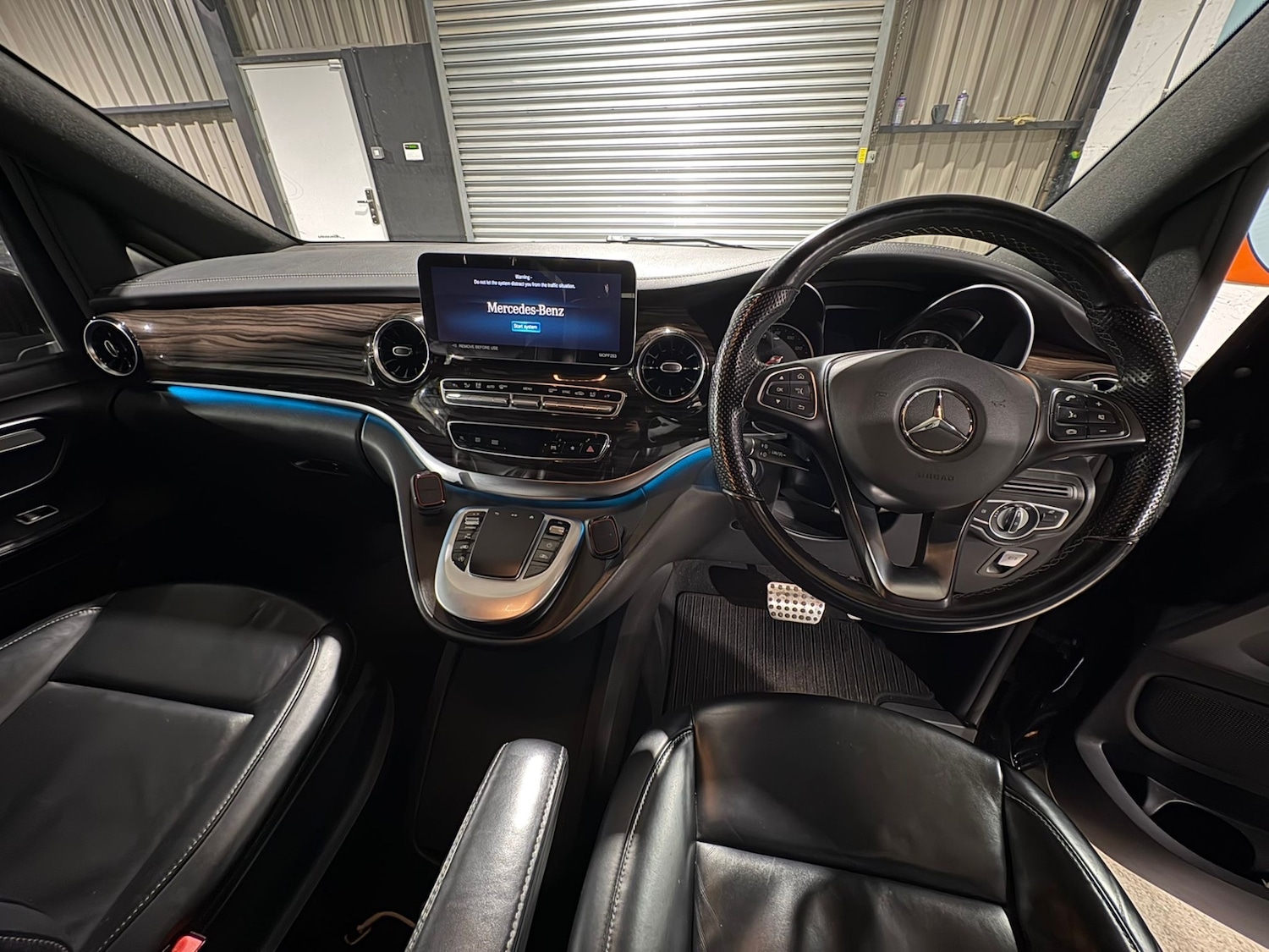 Used Mercedes-Benz V-Class 2022 for sale - 77813213: Photo 15