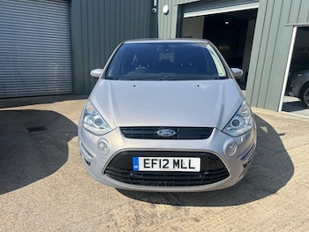 Used Ford S-Max 2012 for sale - 76157460: Photo 4