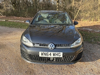 Used Volkswagen Golf 2014 for sale - 76935001: Photo