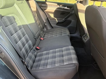 Used Volkswagen Golf 2014 for sale - 76935001: Photo