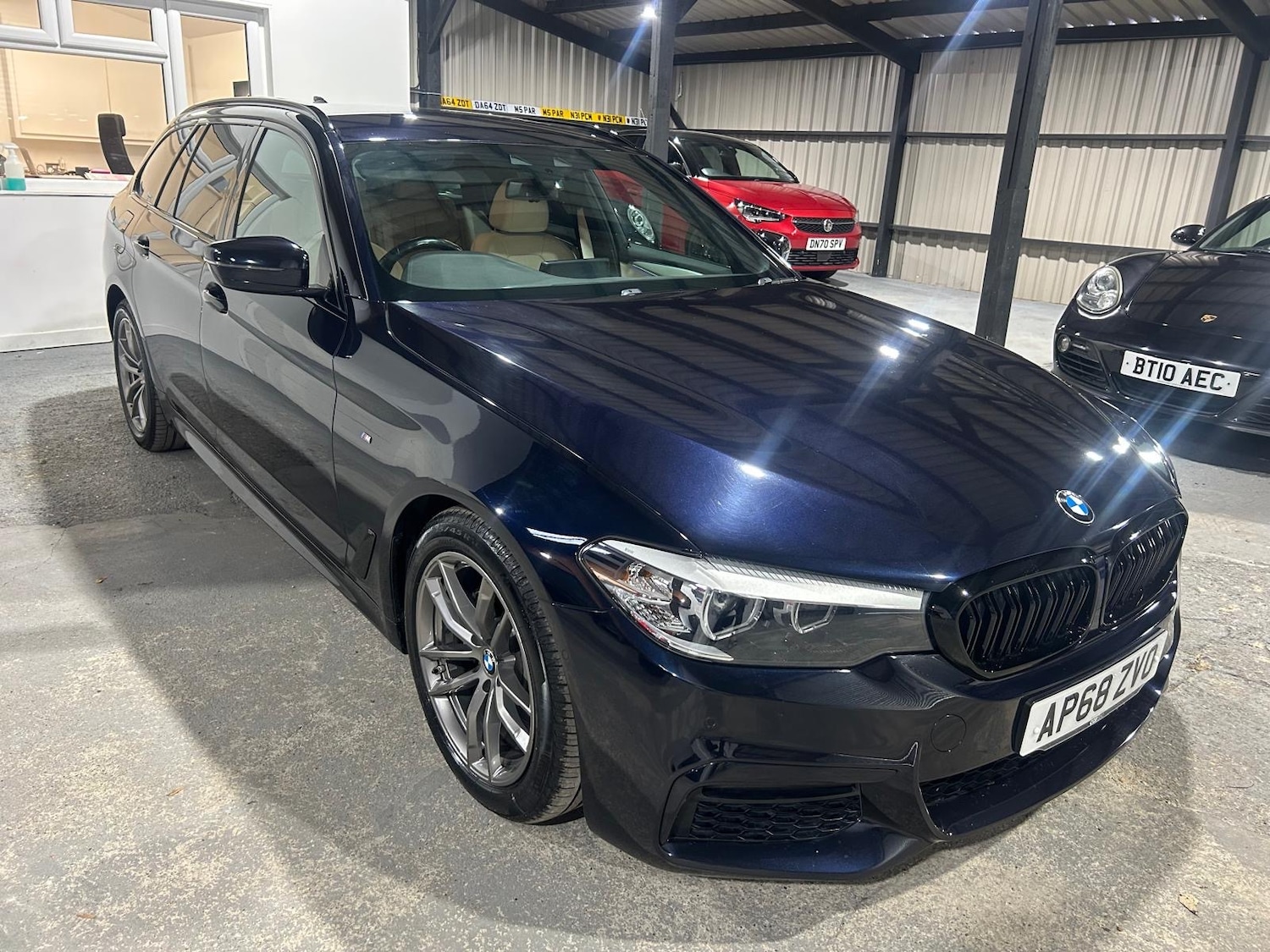 Used BMW 5 Series 2019 for sale - 76382436: Photo 2