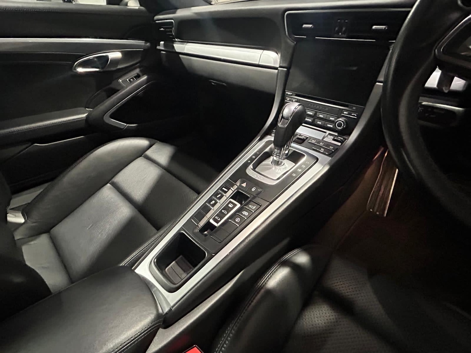 Used Porsche 911 2017 for sale - 77213231: Photo 32