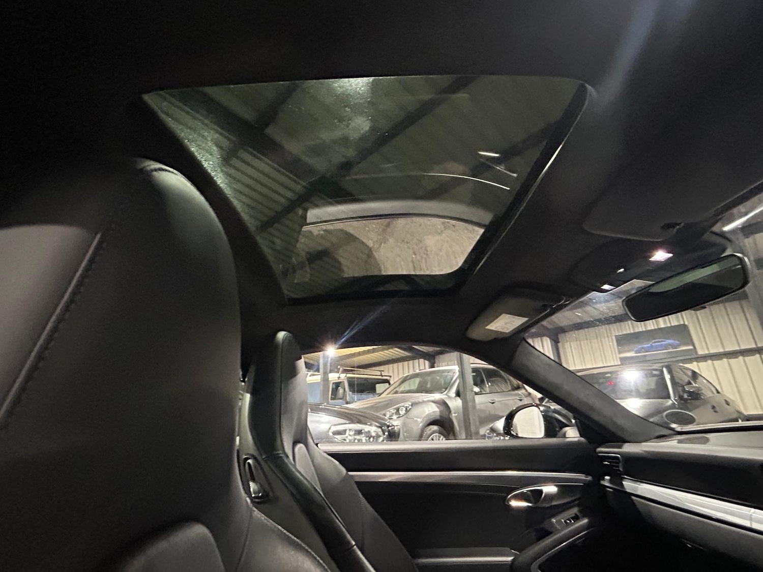 Used Porsche 911 2017 for sale - 77213231: Photo 35