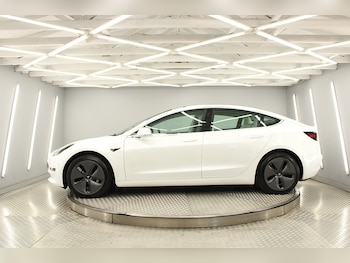 Used Tesla Model 3 2020 for sale - 75512336: Photo