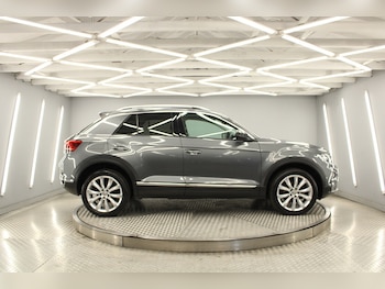 Used Volkswagen T-Roc 2020 for sale - 75407334: Photo