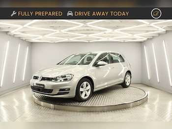 Used Volkswagen Golf 2016 for sale - 75873842: Photo