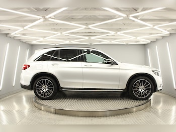 Used Mercedes-Benz GLC 2019 for sale - 75873879: Photo