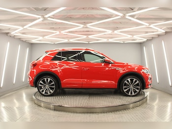 Used Volkswagen T-Roc 2020 for sale - 75873844: Photo