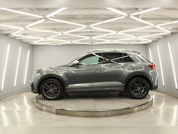 Used Volkswagen T-Roc 2021 for sale - 75370844: Photo