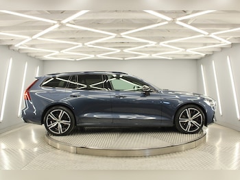 Used Volvo V60 2020 for sale - 75556818: Photo
