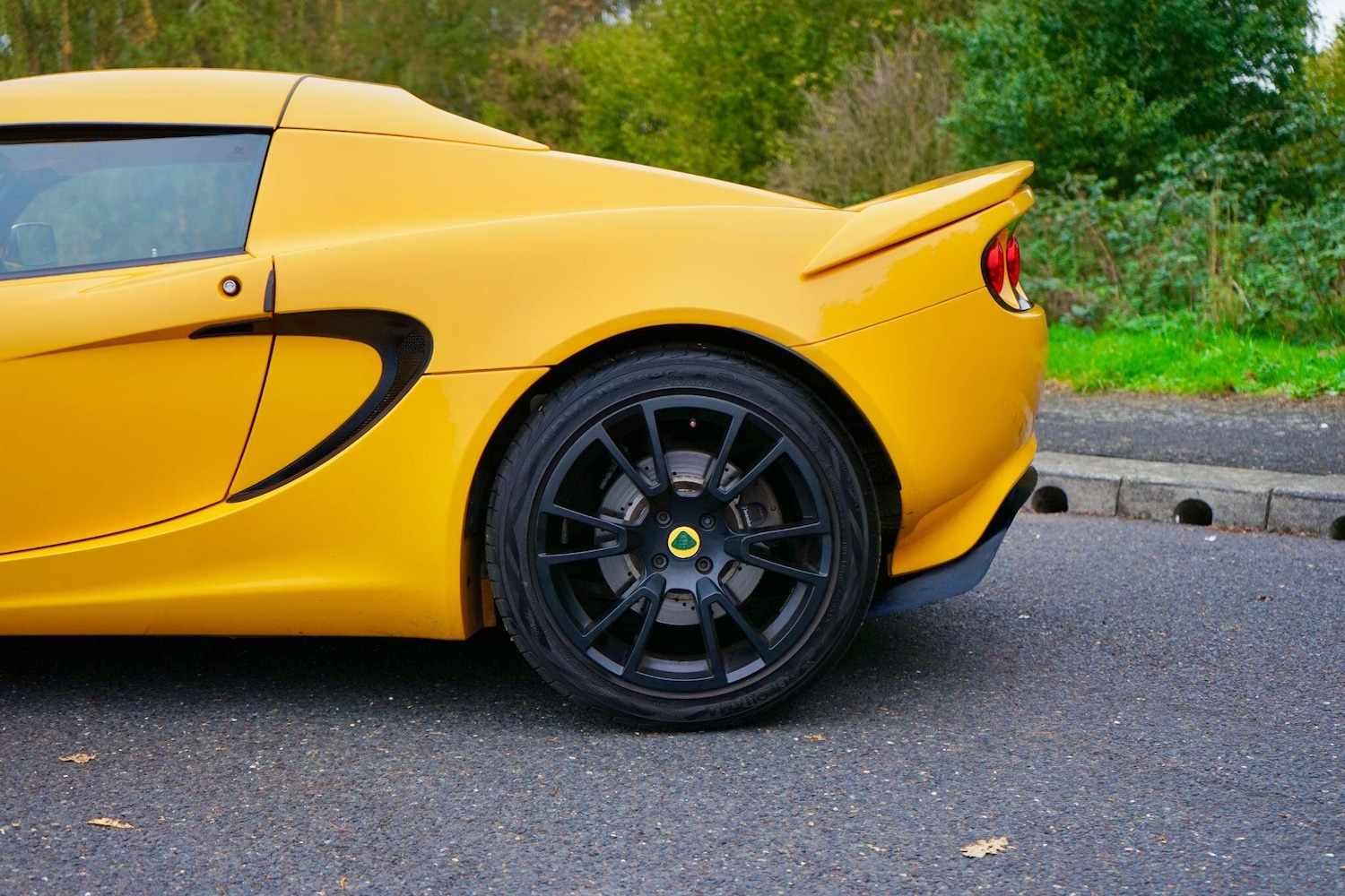 Used Lotus Elise 2014 for sale - 76349424: Photo 21