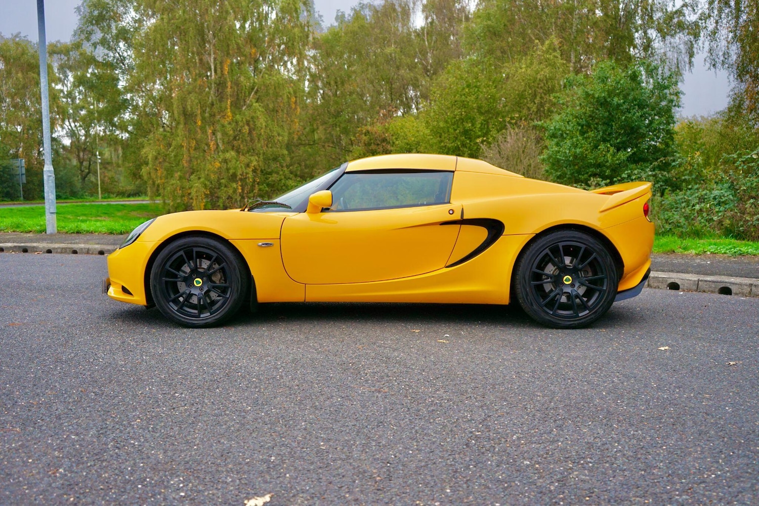Used Lotus Elise 2014 for sale - 76349424: Photo 23