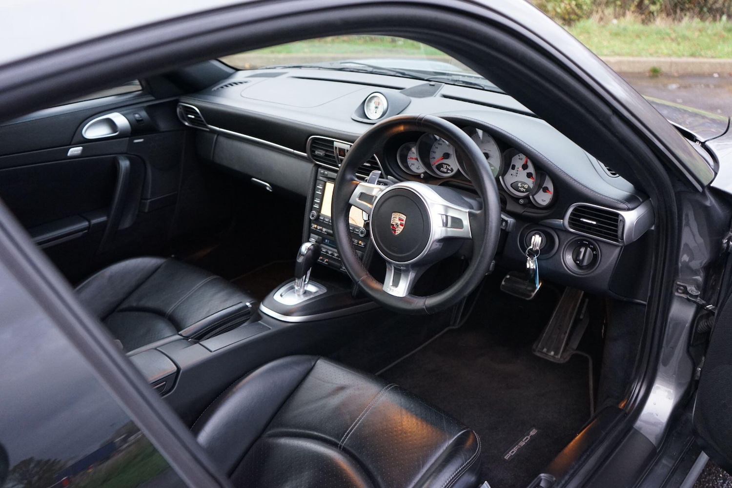 Used Porsche 911 2011 for sale - 76592134: Photo 27