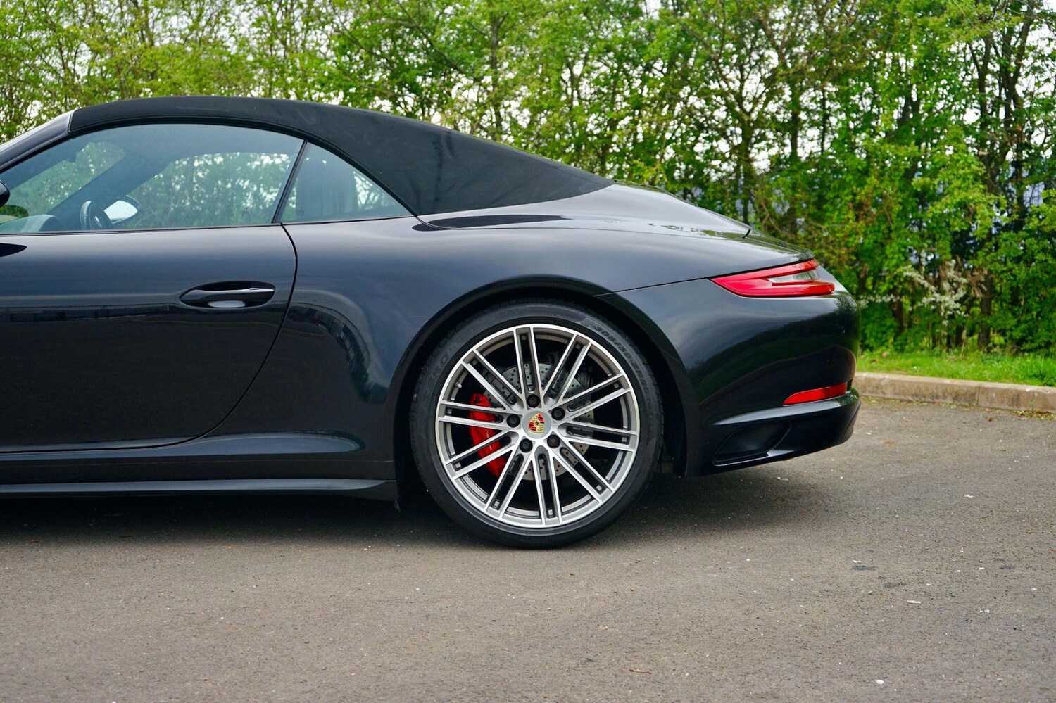 Used Porsche 911 2016 for sale - 78115270: Photo 46