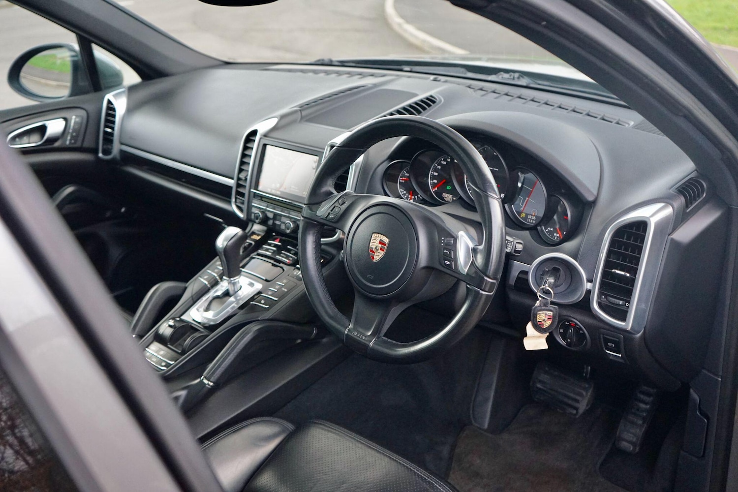 Used Porsche Cayenne 2013 for sale - 77799140: Photo 51