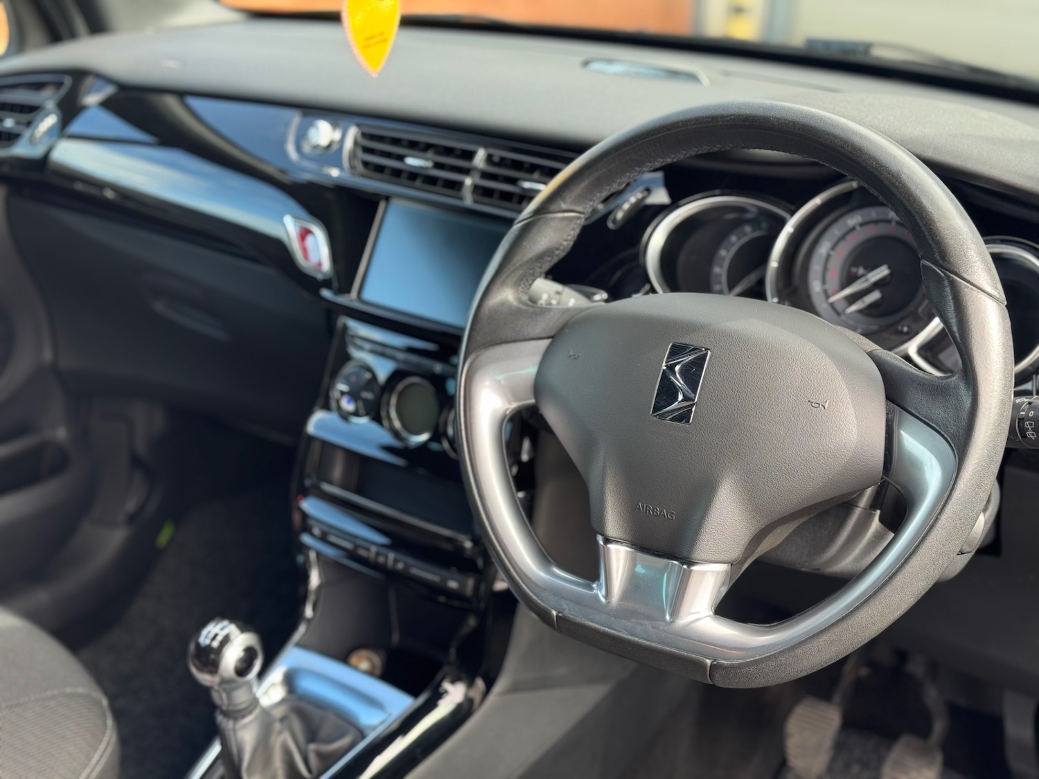 Used DS Automobiles DS 3 2016 for sale - 78039259: Photo 9