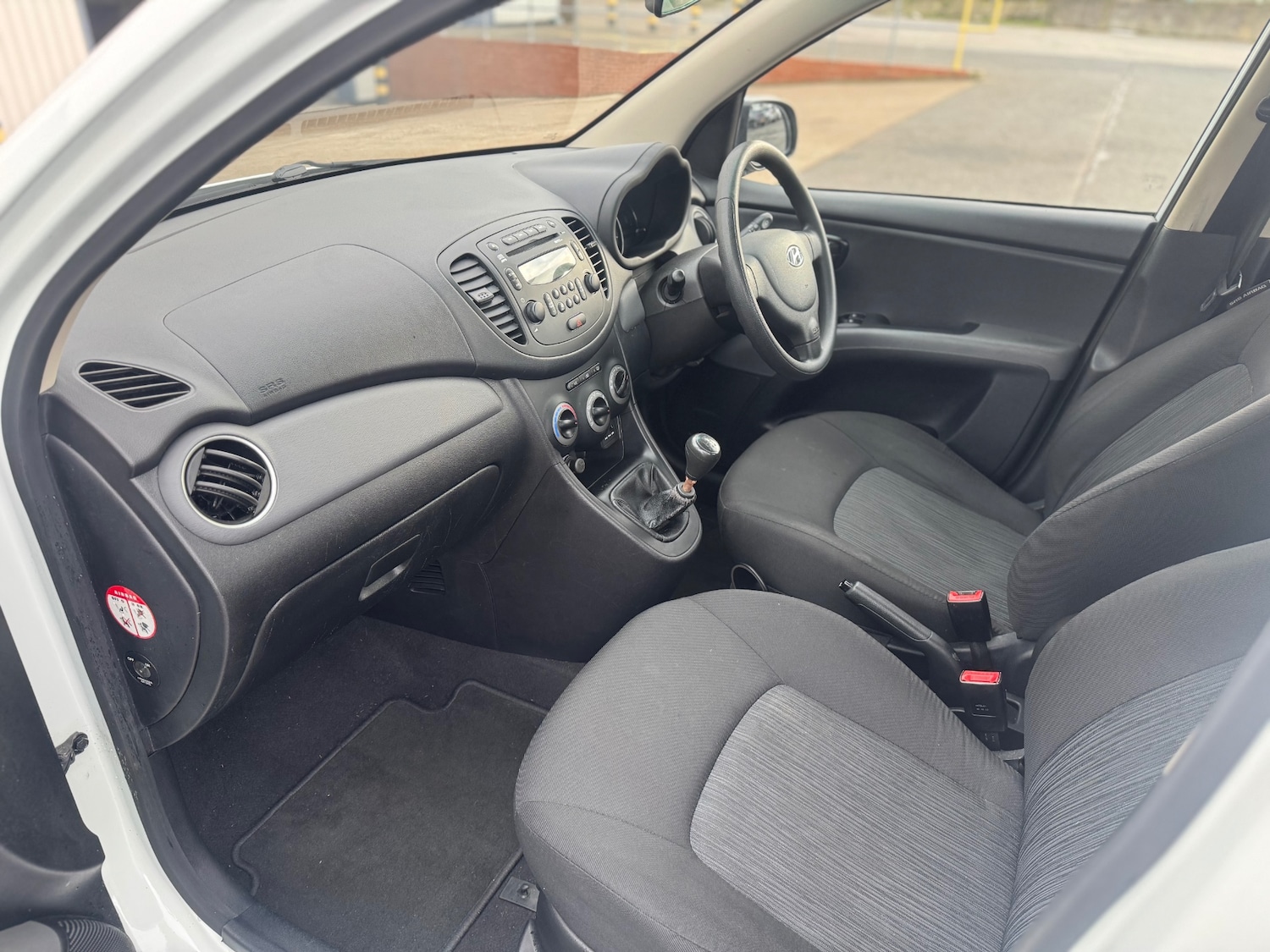 Used Hyundai i10 2013 for sale - 76904760: Photo 15