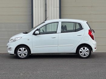 Used Hyundai i10 2013 for sale - 76904760: Photo