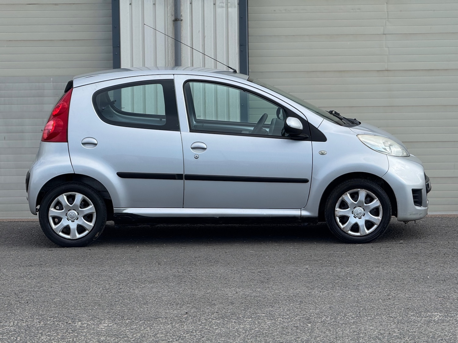 Used Peugeot 107 2009 for sale - 77744412: Photo 2