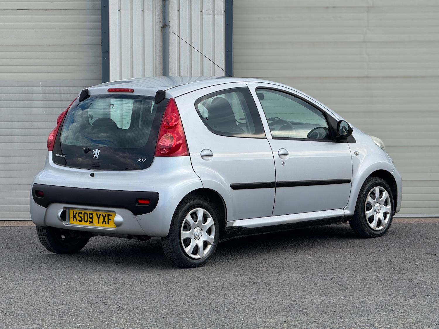 Used Peugeot 107 2009 for sale - 77744412: Photo 3