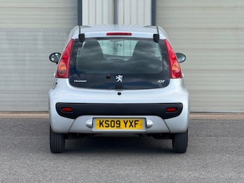 Used Peugeot 107 2009 for sale - 77744412: Photo