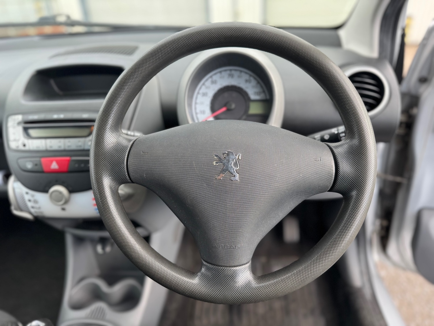 Used Peugeot 107 2009 for sale - 77744412: Photo 9