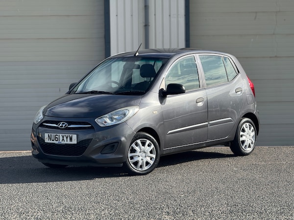 Used Hyundai i10 2011 for sale - 76209519: Photo 1