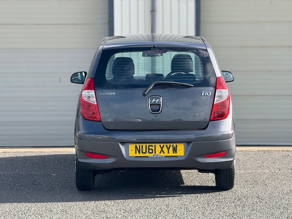 Used Hyundai i10 2011 for sale - 76209519: Photo 4