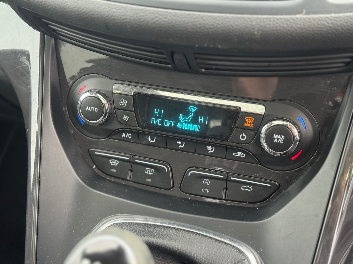 Used Ford Kuga 2016 for sale - 76970707: Photo 17