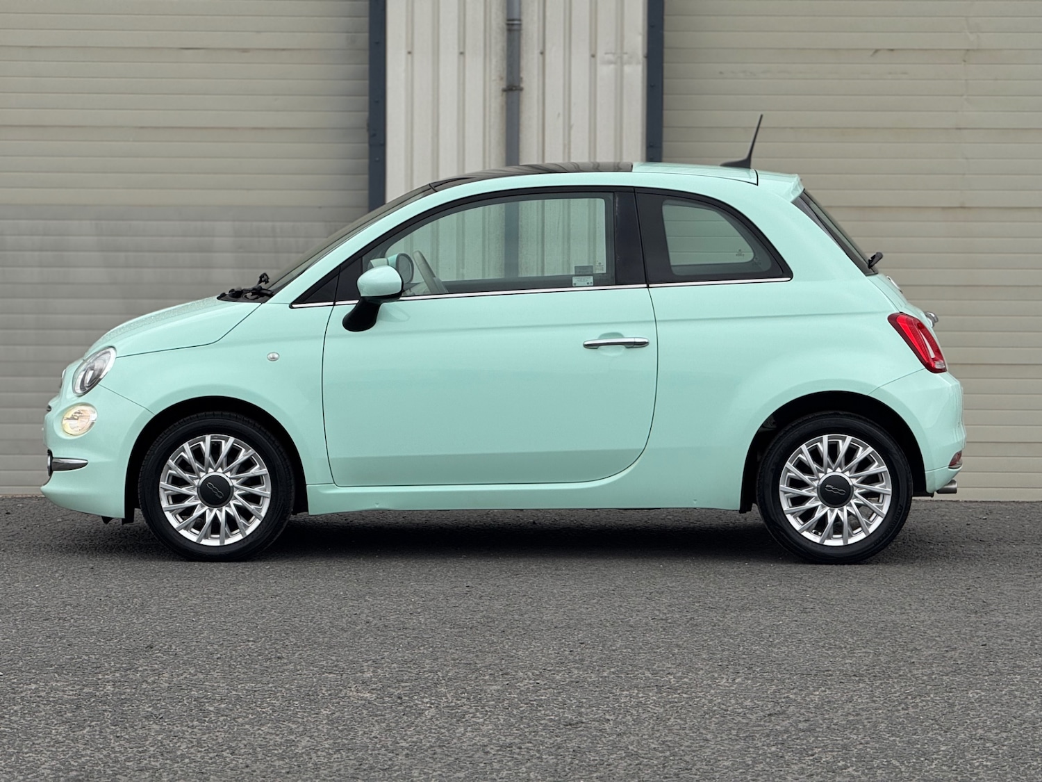 Used Fiat 500 2017 for sale - 78133652: Photo 2