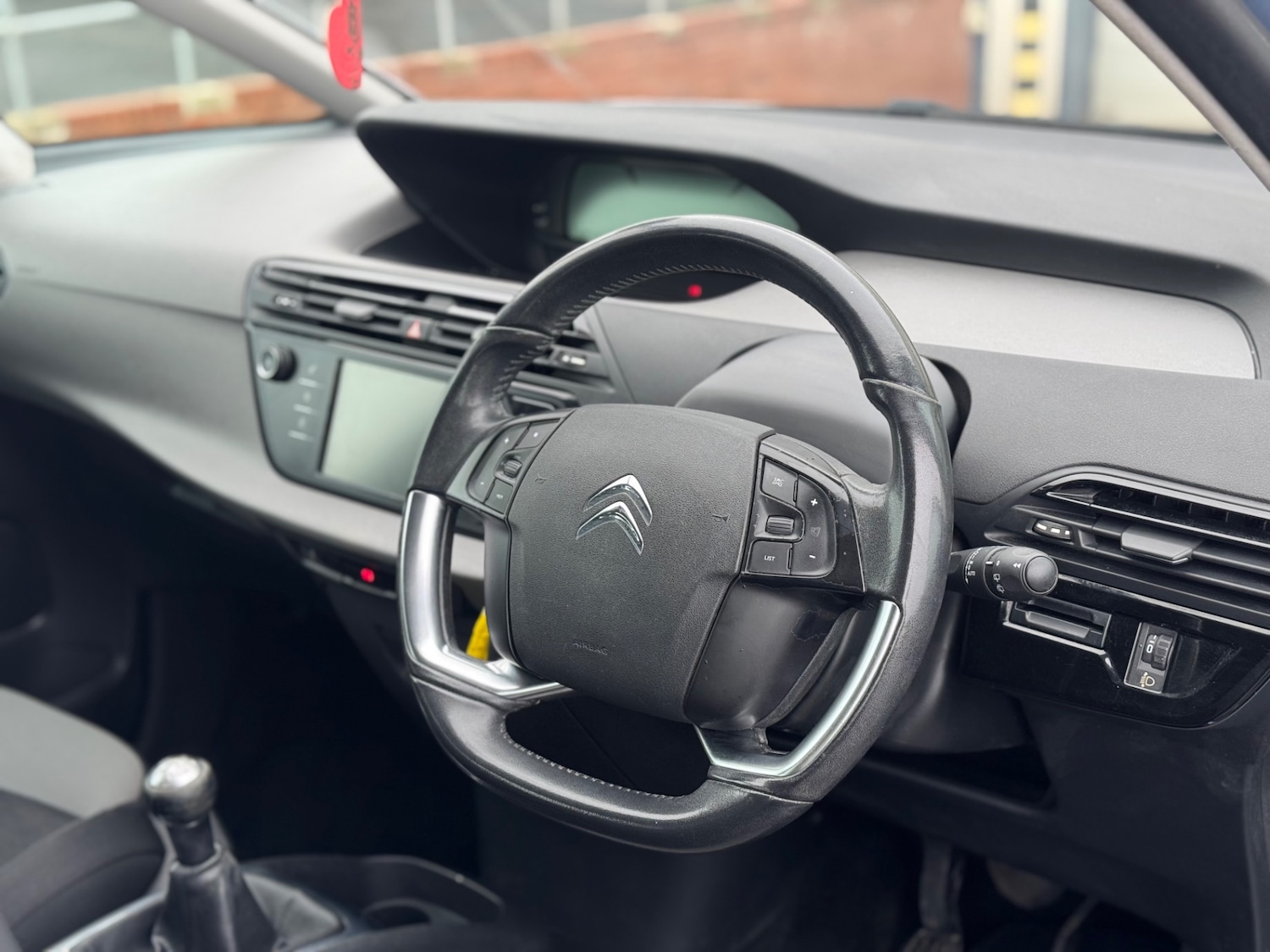 Used Citroen C4 Picasso 2014 for sale - 76157517: Photo 10