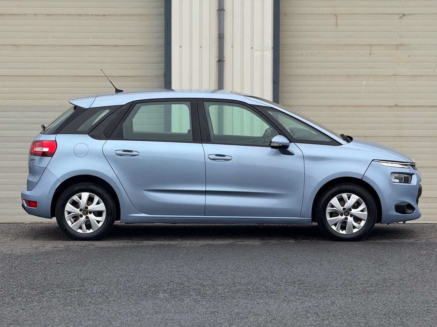 Used Citroen C4 Picasso 2014 for sale - 76157517: Photo 7